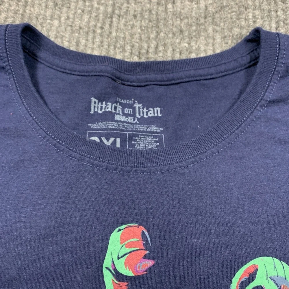 Attack On Titan T Shirt Womens 2XL XXL Blue Season 2 Loot Wear Exclusive Graphic